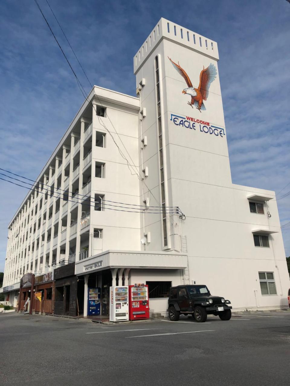 Eagle Lodge Chatan Buitenkant foto