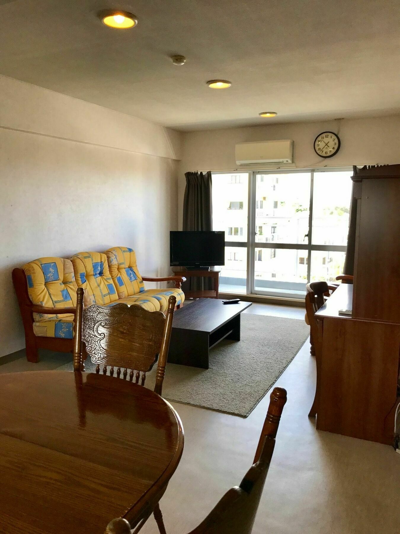 Eagle Lodge Chatan Buitenkant foto